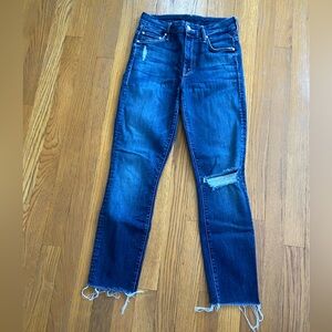 MOTHER Women's Distressed Dark Blue Skinny Jeans Size 25(no tag)